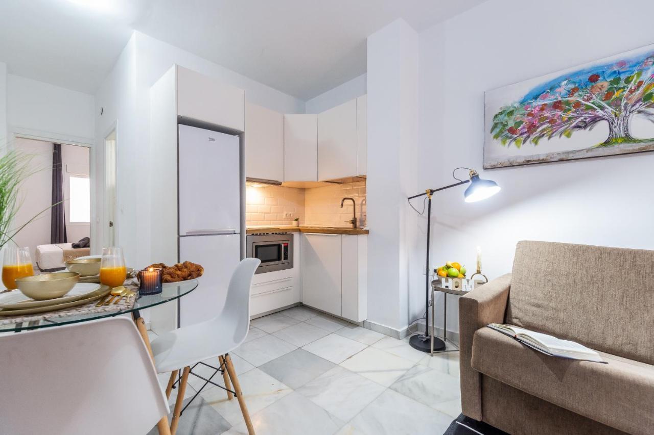 Apartamentos Marmoles Malaga Center Екстер'єр фото